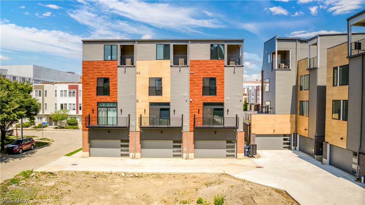 Sub Plat/Avenue District Ph - Residential