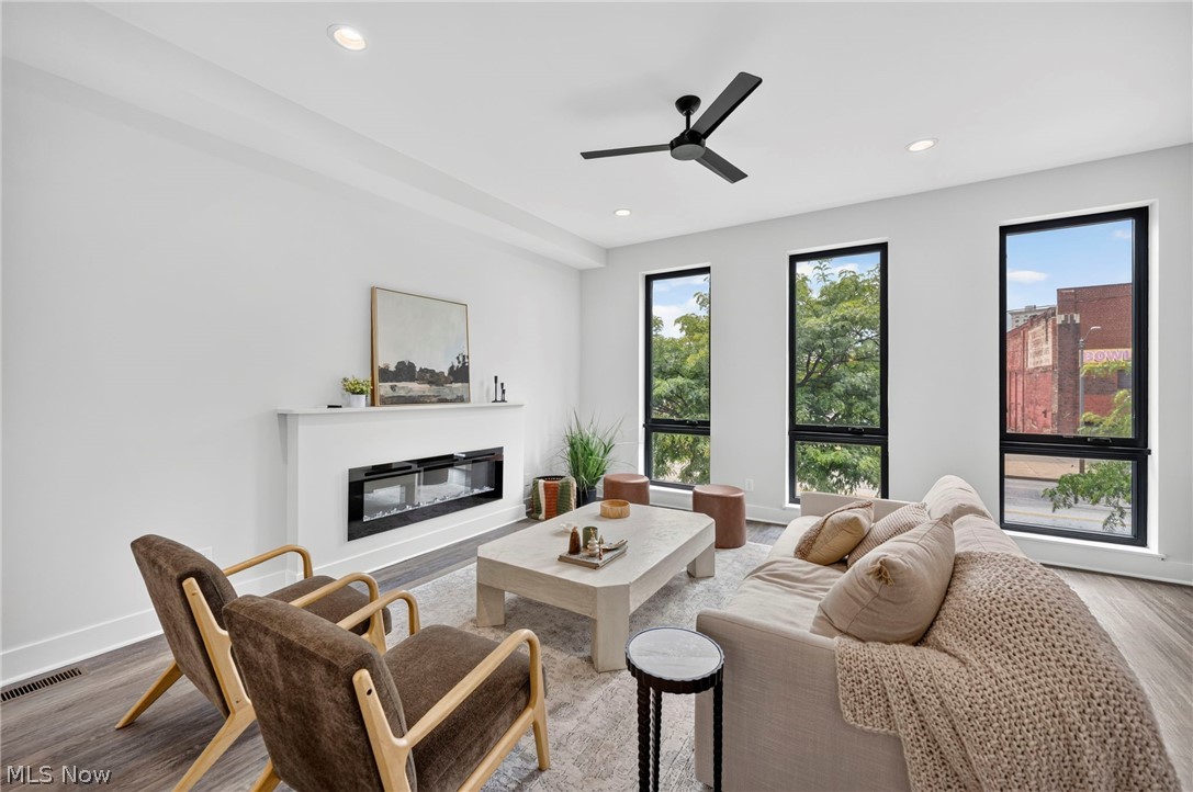 Sub Plat/Avenue District Ph - Residential