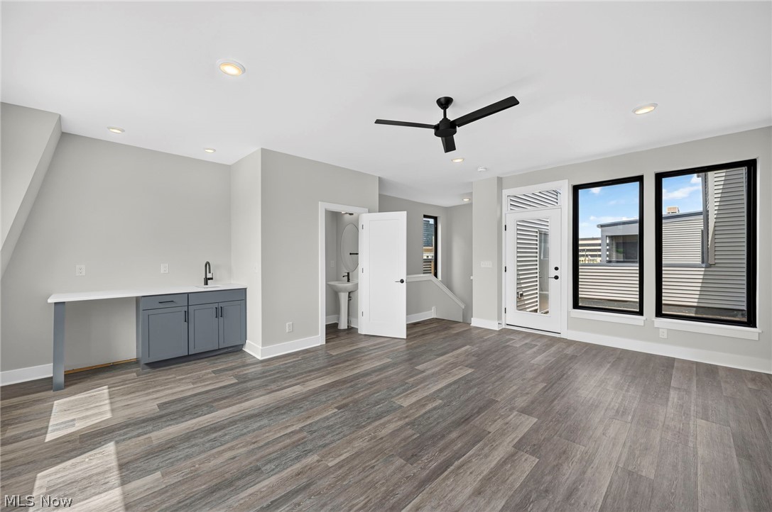 Sub Plat/Avenue District Ph - Residential