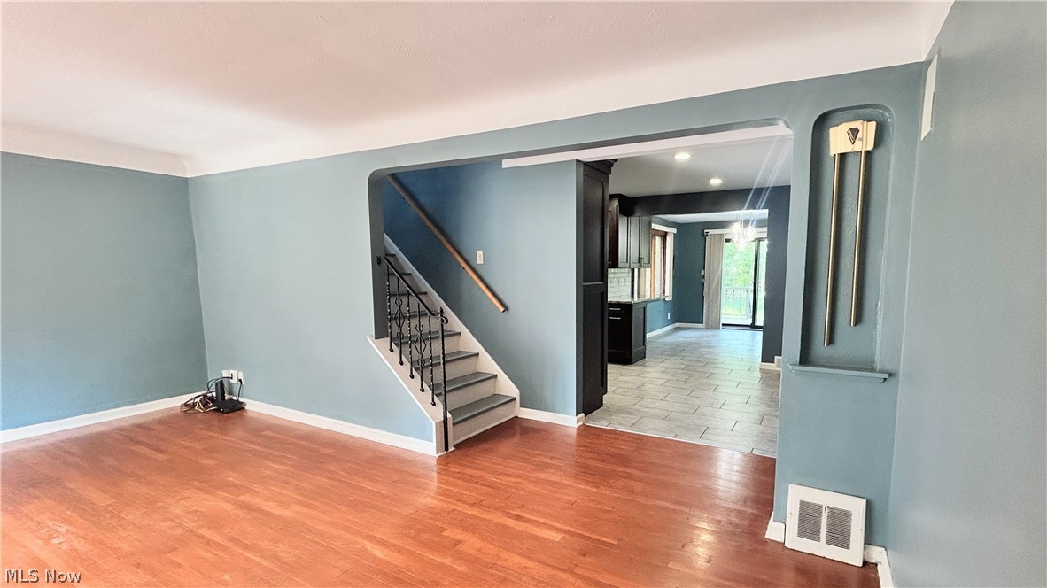 Sunshire Realty Inc 01 - Residential