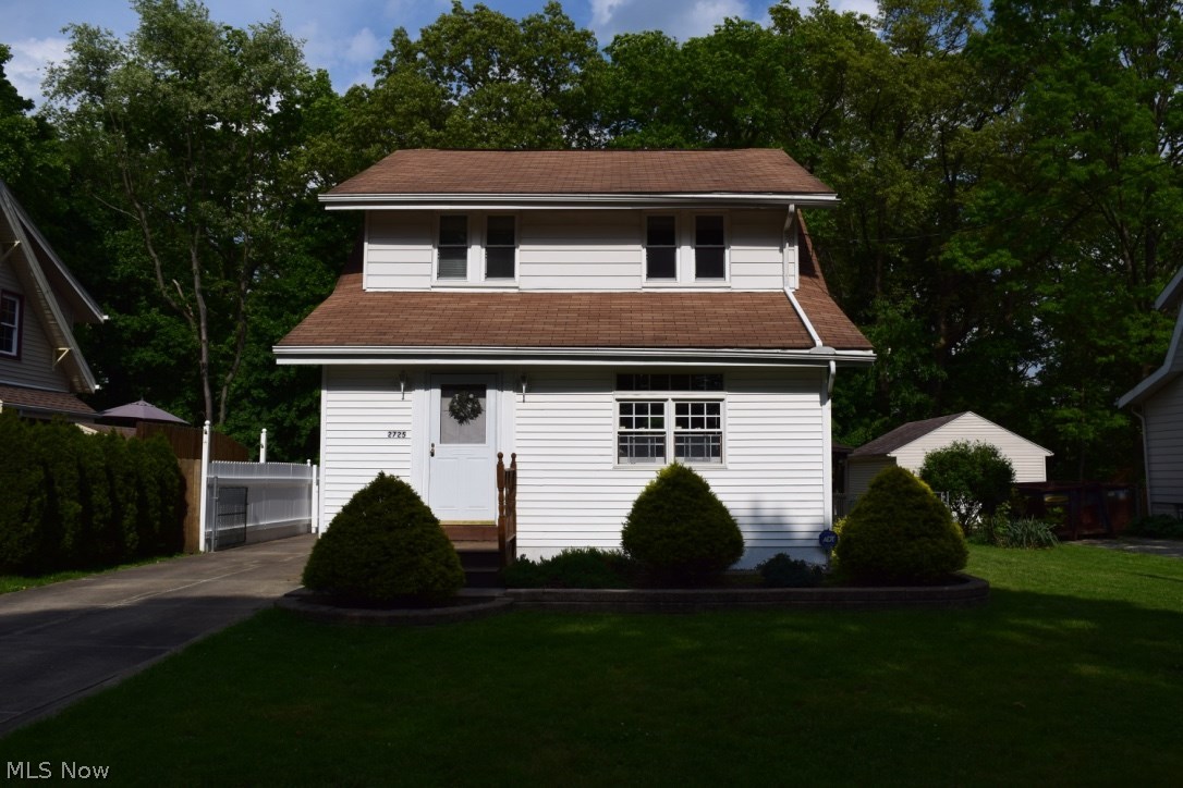 Wonderful colonial in Cuyahoga Falls. Has huge driveway to accommodate for parking and a 3 car garage! Fenced in backyard with gazebo and waterfall for entertaining and relaxing. The upstairs has hardwood floors and the bath has 2 sinks! Waterproofed basement! ***Home Warranty included***