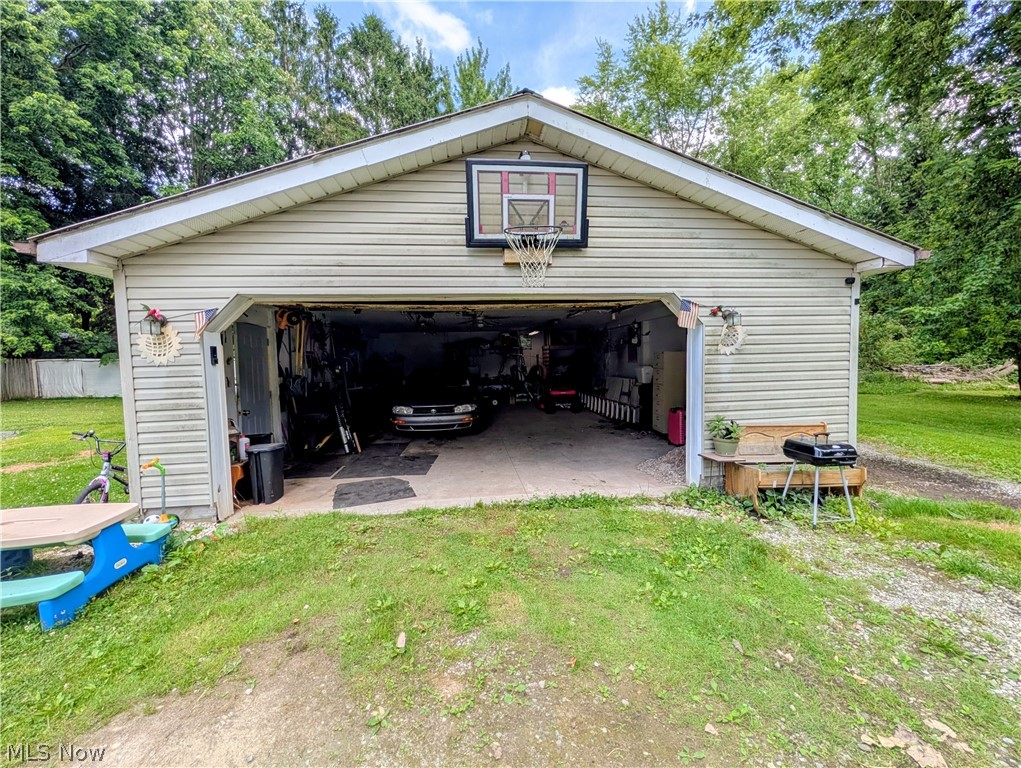 Meadowbrook - Residential