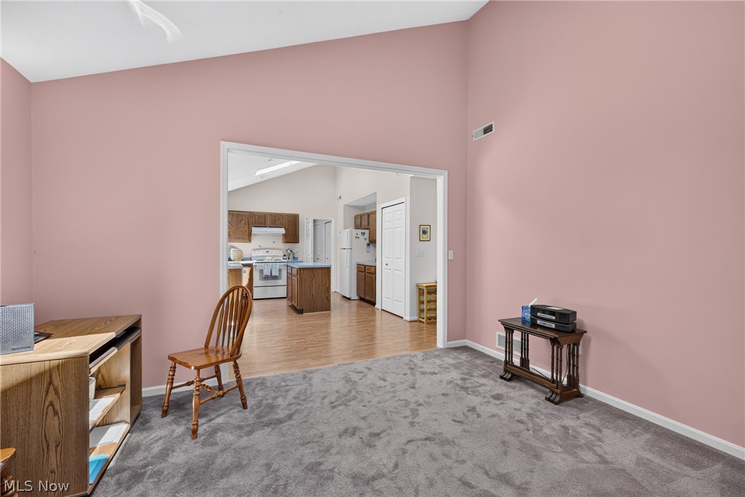 Pebblebrook Farm Condo - Residential