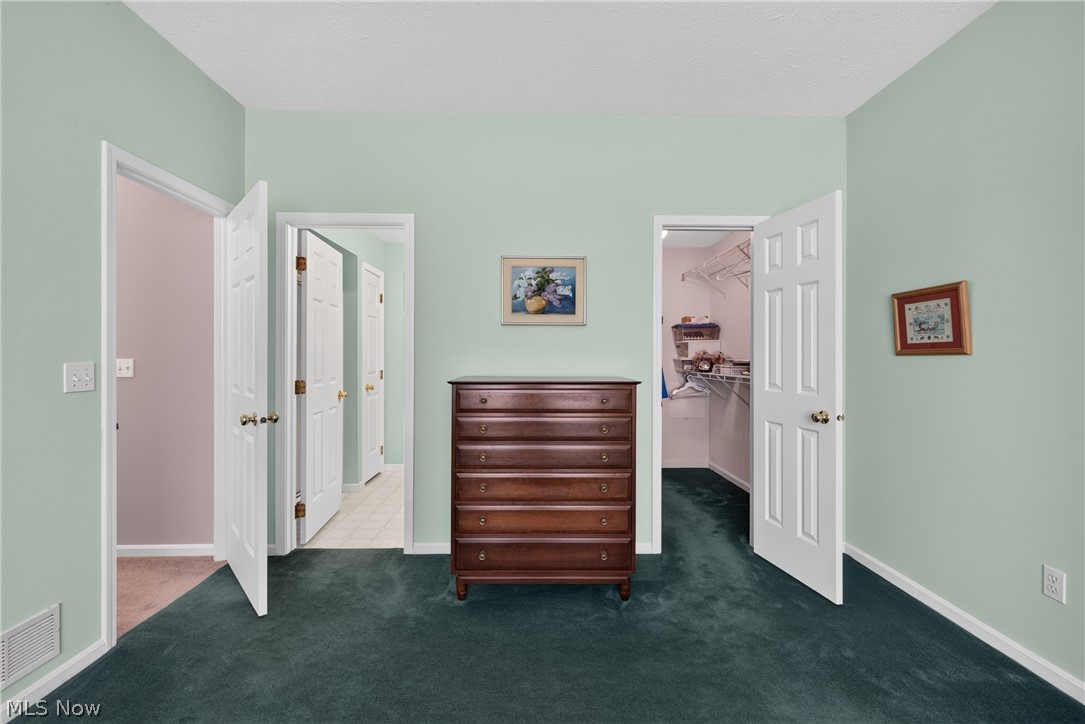 Pebblebrook Farm Condo - Residential
