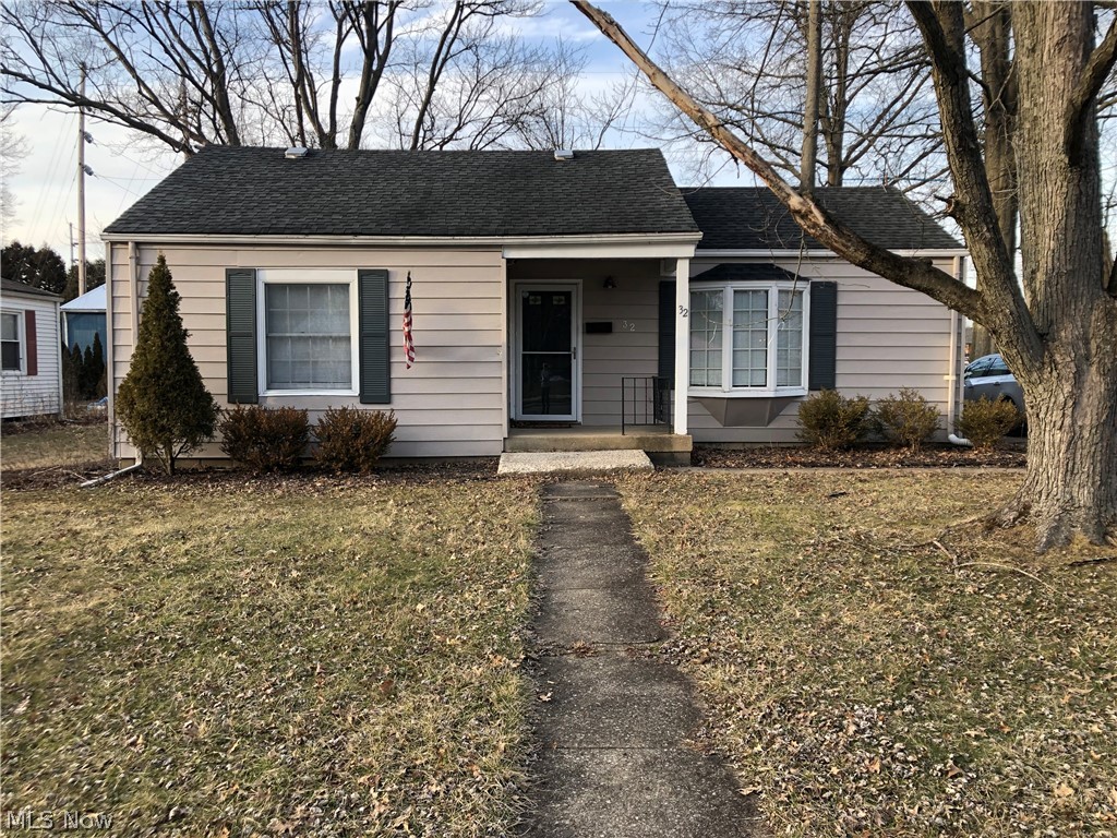 A quaint and quiet home in the college town of Oberlin.