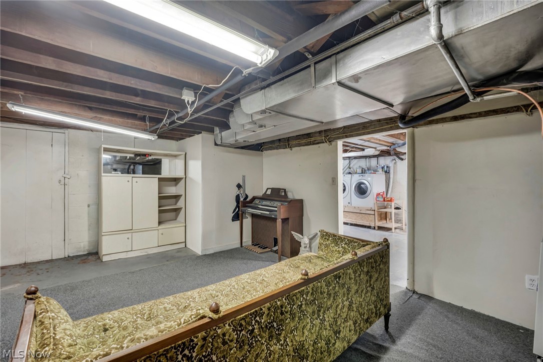 Mentor Center 02 08 - Residential