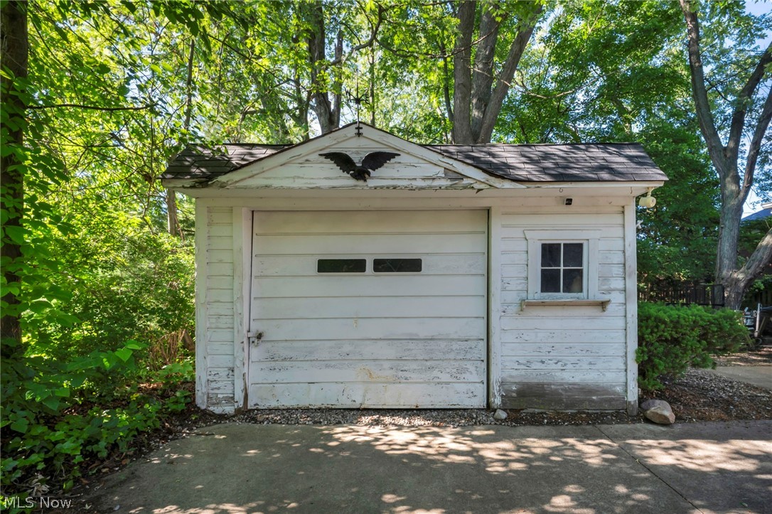 Mentor Center 02 08 - Residential