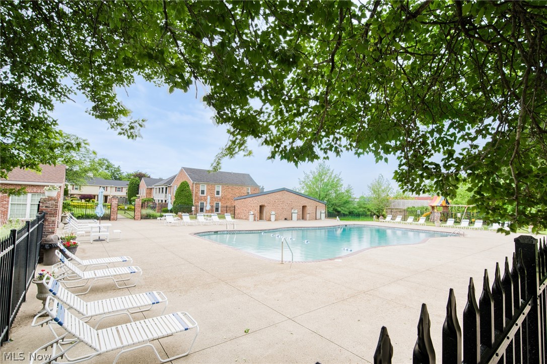 Georgetown/Lyndhurst - Residential