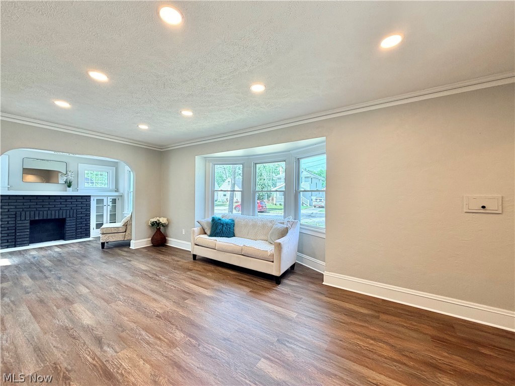 D J Gibsons - Residential