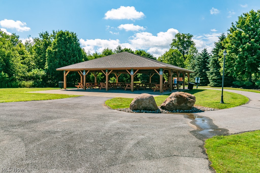 The Villas At Lake Erie Shores - Residential