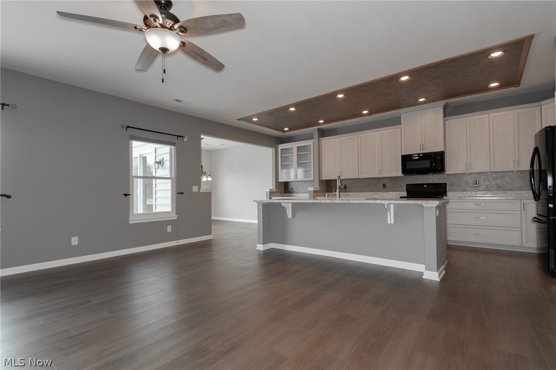 The Villas At Lake Erie Shores - Residential