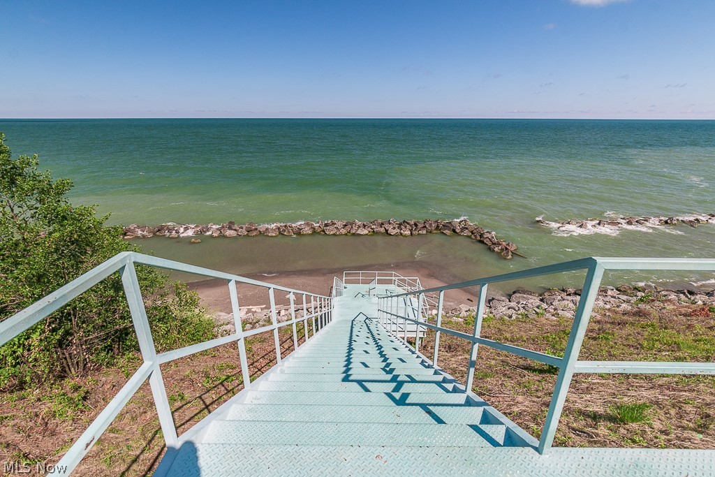 The Villas At Lake Erie Shores - Residential
