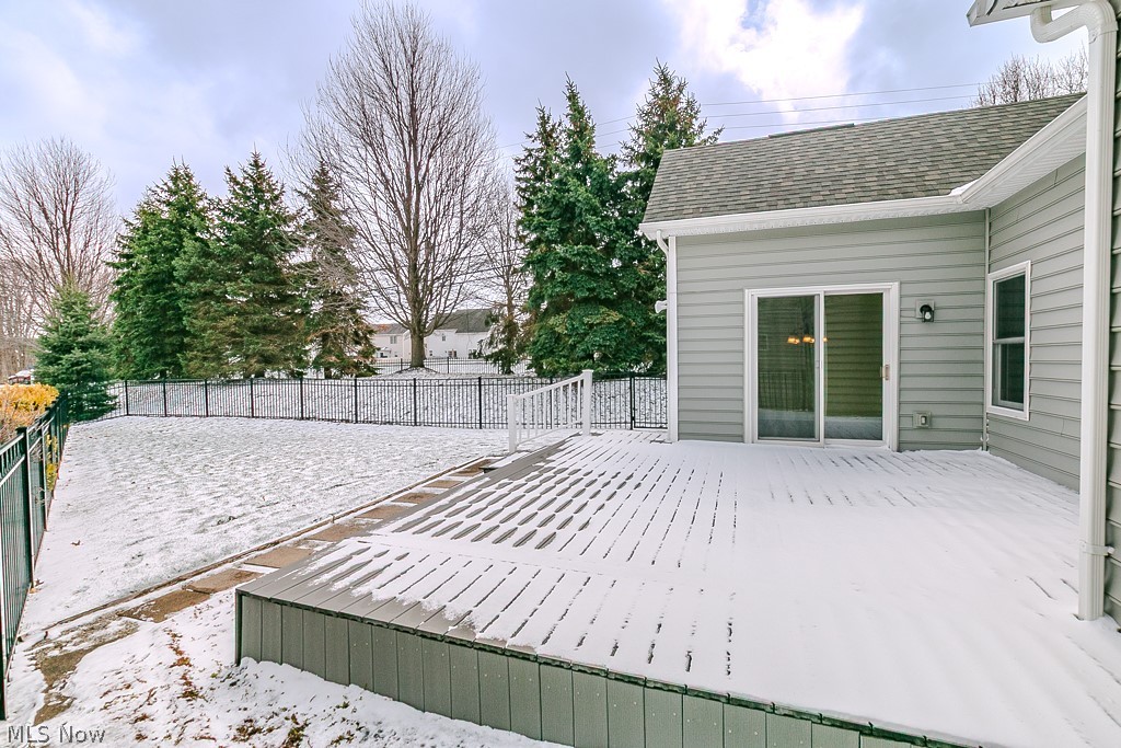 The Villas At Lake Erie Shores - Residential