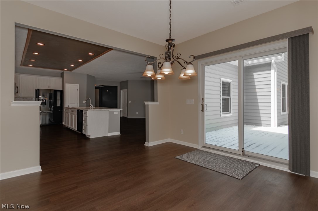 The Villas At Lake Erie Shores - Residential