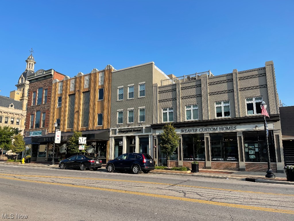 If you’re looking for uniqueness and character look no further. Relax on the roof top patio (common area) and enjoy industrial living in the heart of Downtown Wooster. There are 17+ restaurants within walking distance along with a grocery store, boutiques and coffee shops. You will love special weekend events our chamber has to offer along with the weekly farmers market.

This one bedroom one bath historical unit has hardwood flooring, 9 ft granite island/bar in kitchen, sandstone fireplace along with exposed brick walls and incredible wood craftmanship. It has been exceptionally maintained and is move in ready. 

Updates include freshly painted walls, custom plantation shutters, updated lighted fixtures, and a new hot water tank. 

Kitchen equipped with all upgraded Kitchen Aid appliances. 

Unit has secured key fob entry along with intercom system. 

The original date the historical building was constructed was in 1890 and it was completely renovated in 2015.