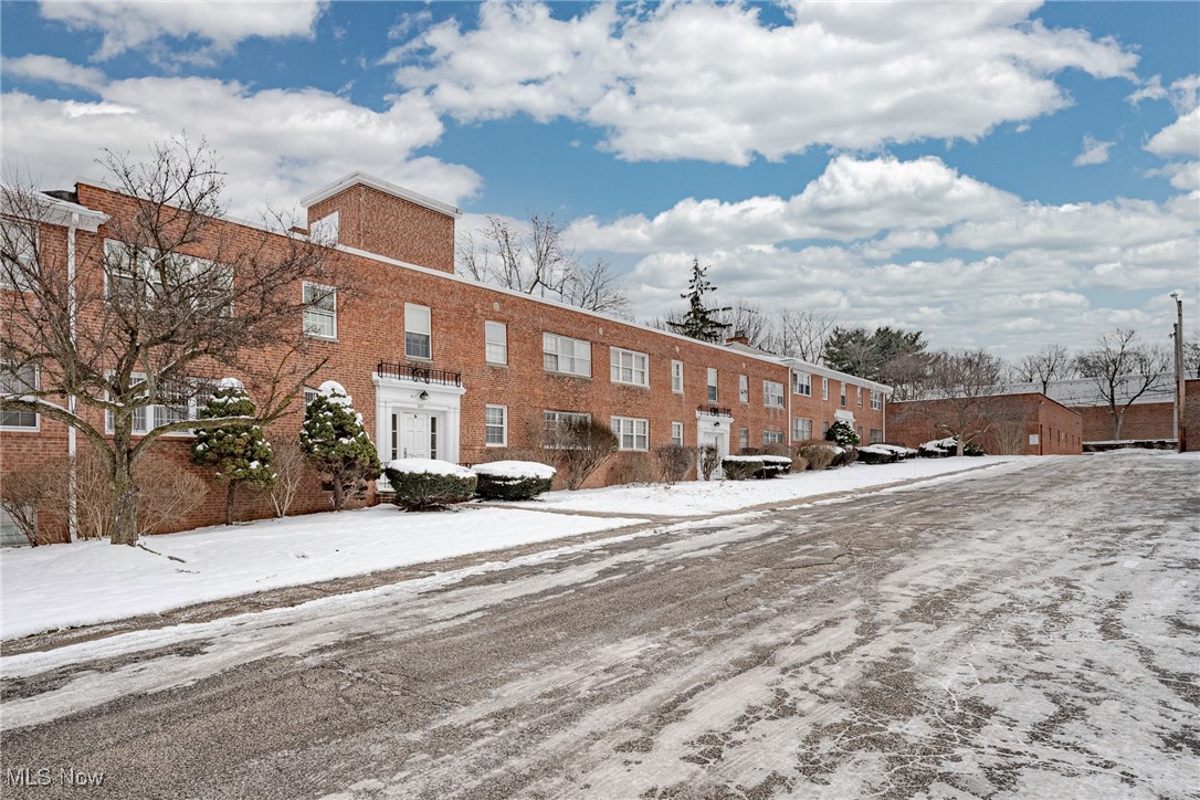 Shaker Gardens Condo - Residential