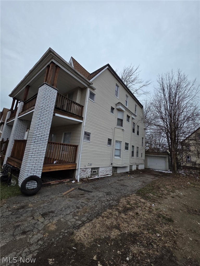 University Circle - Residential Income