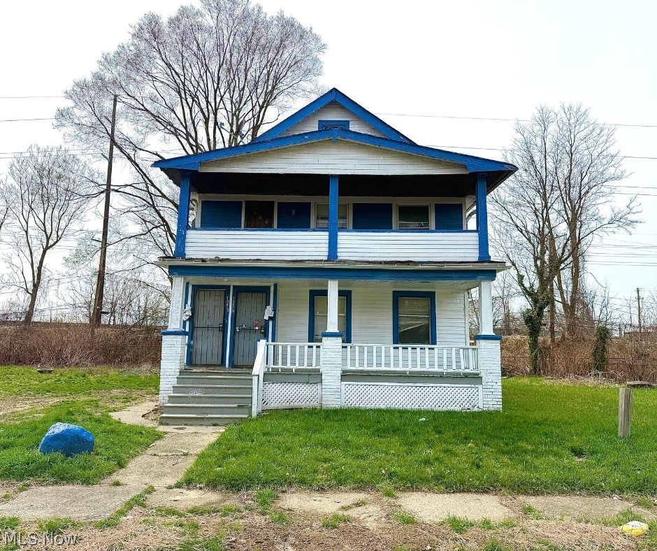 Investor Special – Duplex Opportunity in Cleveland! Calling all savvy investors! This Cleveland duplex is brimming with potential and waiting for the right buyer to bring it back to life. With two units, newer hot water tank and furnace and solid bones, this property is a prime opportunity for rental income once renovations are complete. Each unit offers a spacious layout with great natural light and the flexibility to design to your vision. Some work is needed—but the upside is strong for those ready to roll up their sleeves. Whether you're looking to fix and flip or build your rental portfolio, this property is priced to move and ready for transformation. Creative/ seller financing available!