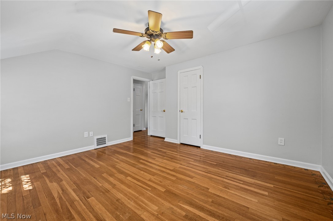 Elmwood Beach 02 - Residential