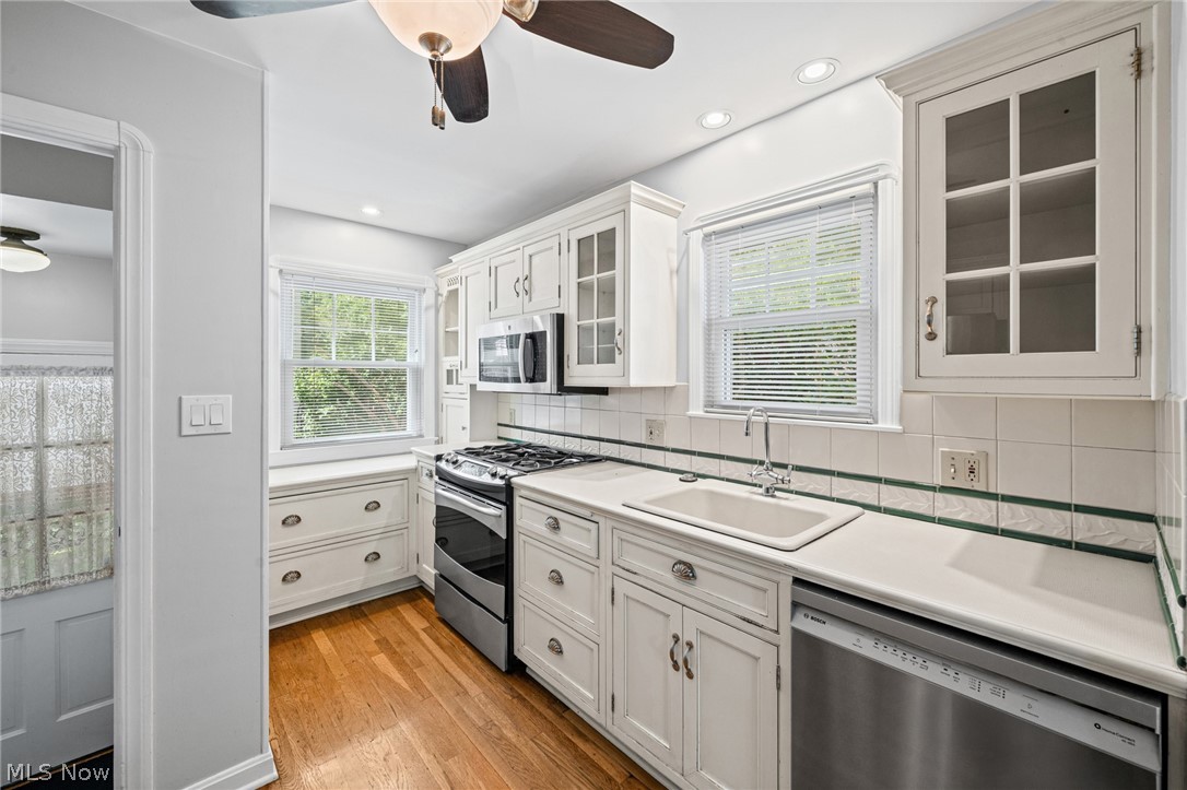 Elmwood Beach 02 - Residential