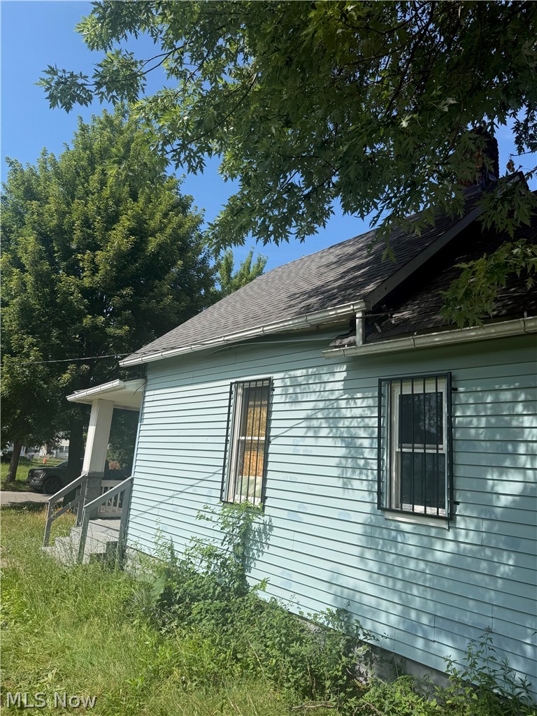 James M Hoyts - Residential