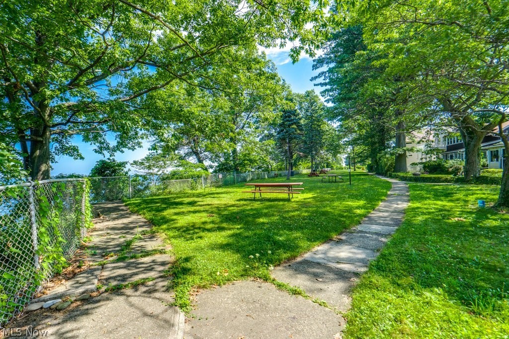Moss Point - Residential