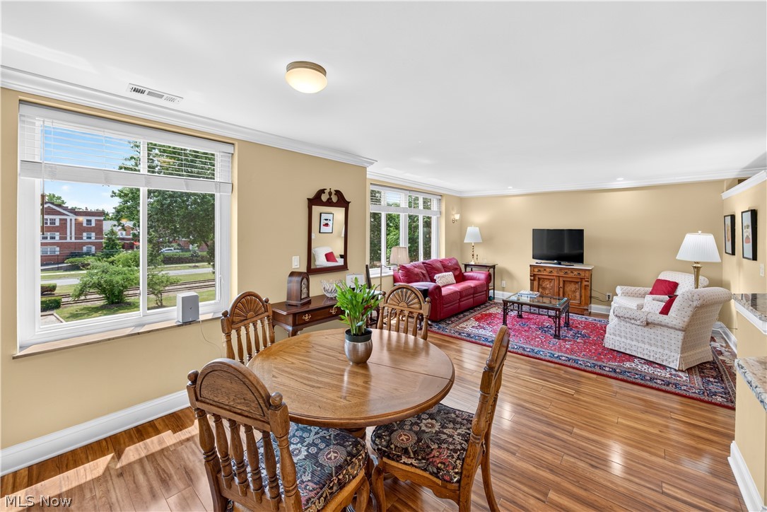 Hampshire House Condo - Residential