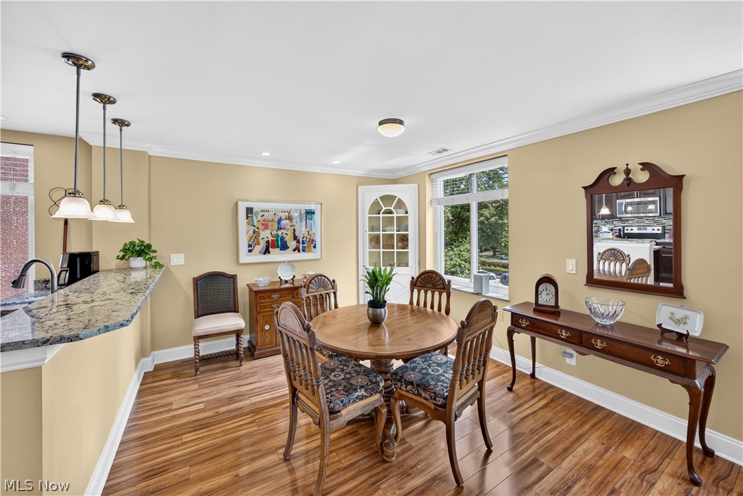 Hampshire House Condo - Residential