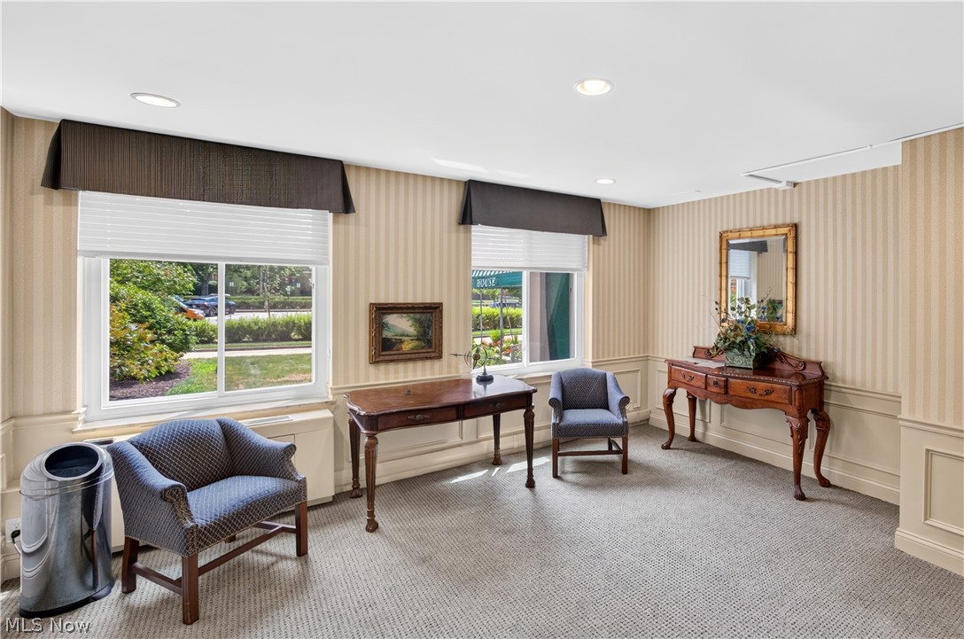 Hampshire House Condo - Residential