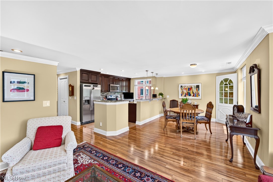 Hampshire House Condo - Residential