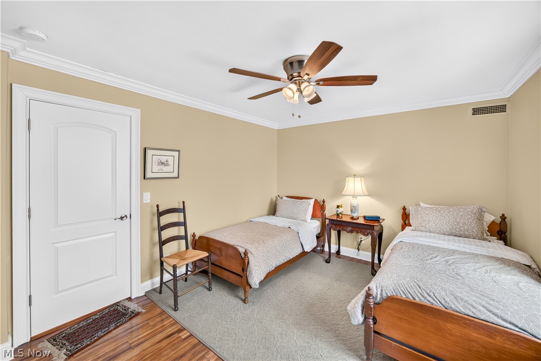 Hampshire House Condo - Residential