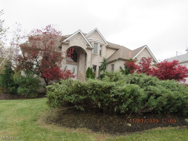 Completely Renovated Southern Parma Colonial 5 BR 4 Bath home with 5500 Square feet of living area counting the walk out basement. This is a great price for this amount of space. Large yard grass was just planted in the back yard. Great home for the growing family with this large yard and massive amount of interior space. Great Opportunity.... Make it yours!