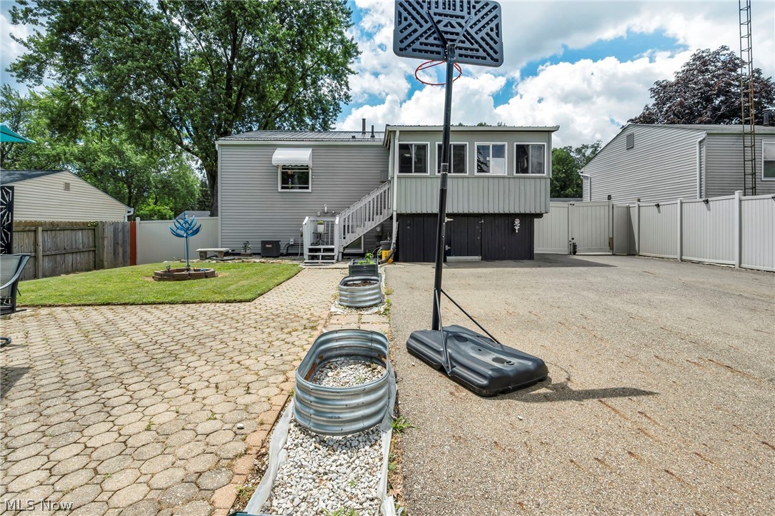Central Square - Residential