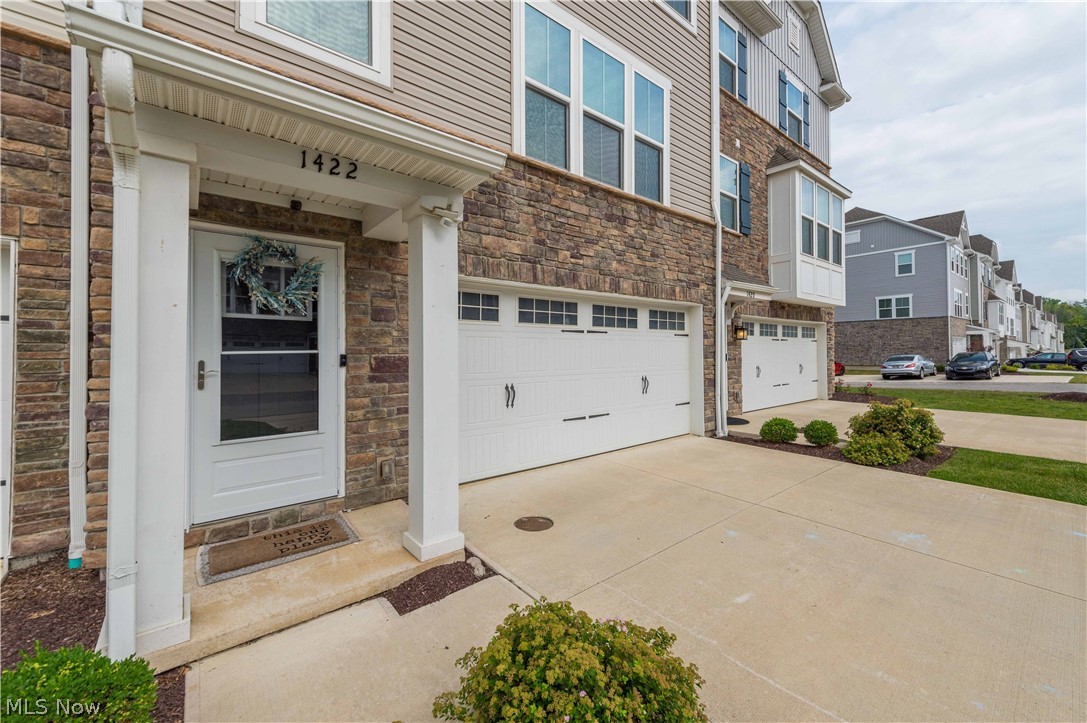 Concord Village #2 Condos Ph 18 - Residential