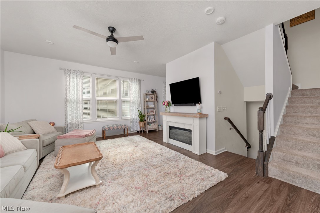 Concord Village #2 Condos Ph 18 - Residential