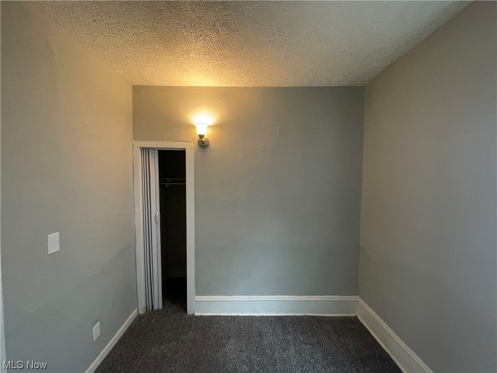 Elwell & Marvins - Residential Lease