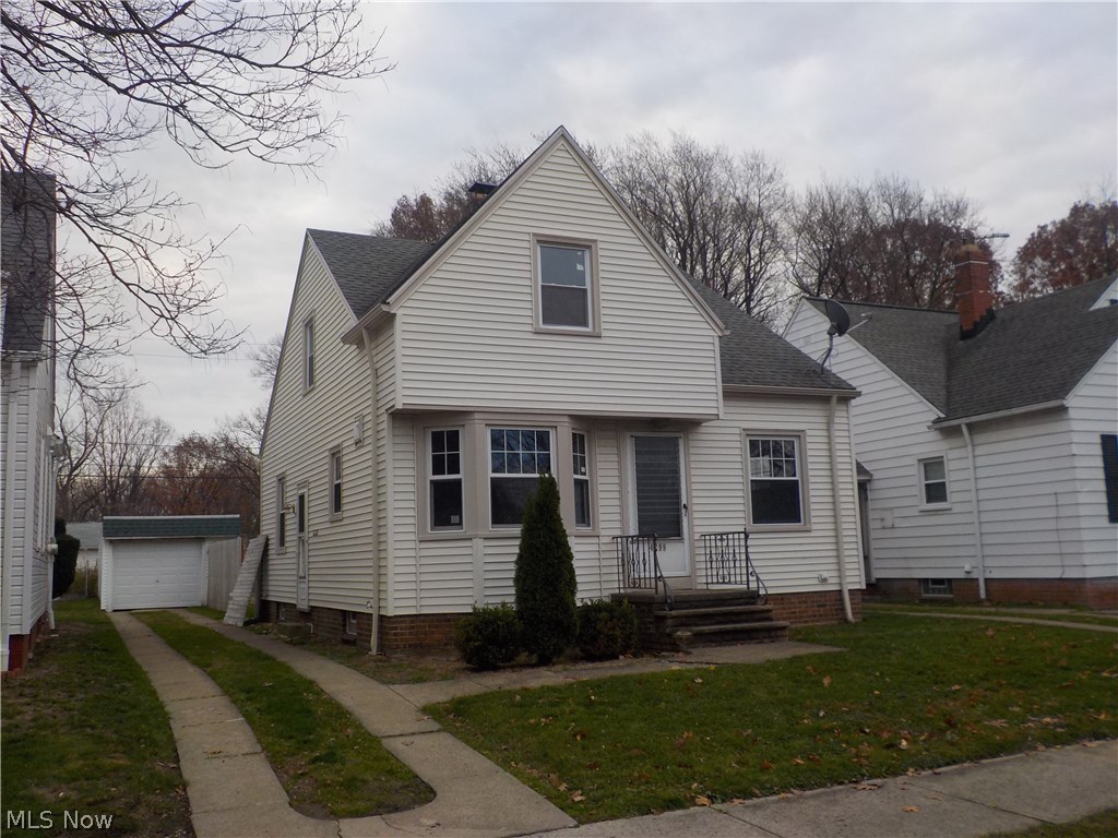* South Hills Area 3 Bedroom Bungalow * * HUD Owned Property Sold AS-IS * Buyer is responsible for due diligence and inquiry of all property information/condition * FHA Insured (or Uninsured) Escrow * Owner Occupancy Restrictions may Apply * Equal Housing Opportunity *