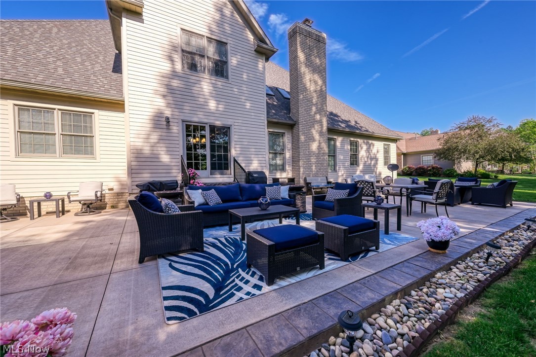 Nobles Pond - Residential