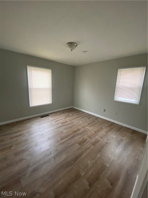Brentwood Village 03/R Dvoraks - Residential Lease
