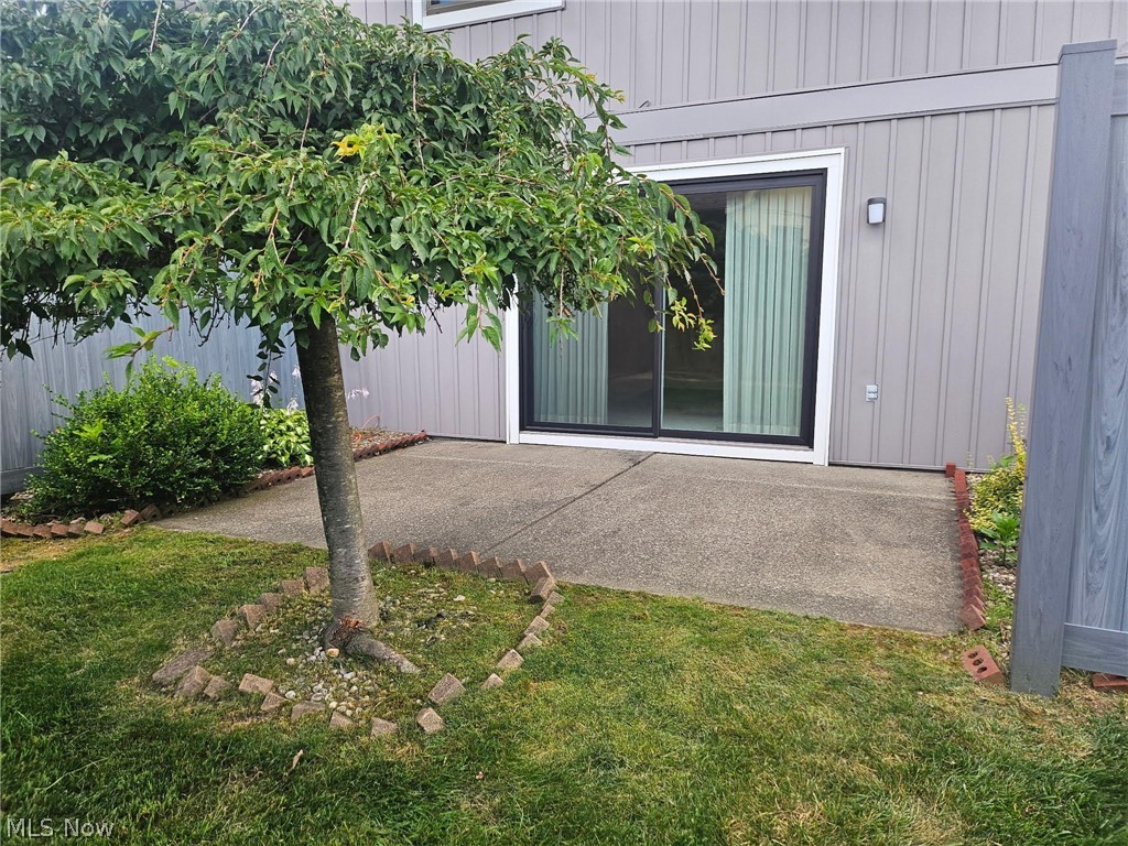 Co-Moor Twnhse Idlewood S Condo - Residential
