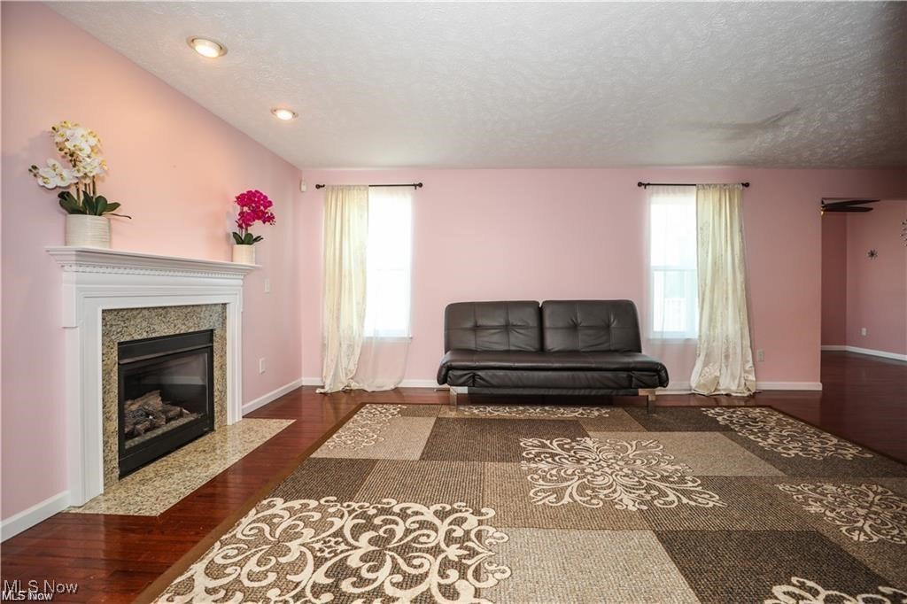 Fox Village Sub Ph 1 - Residential