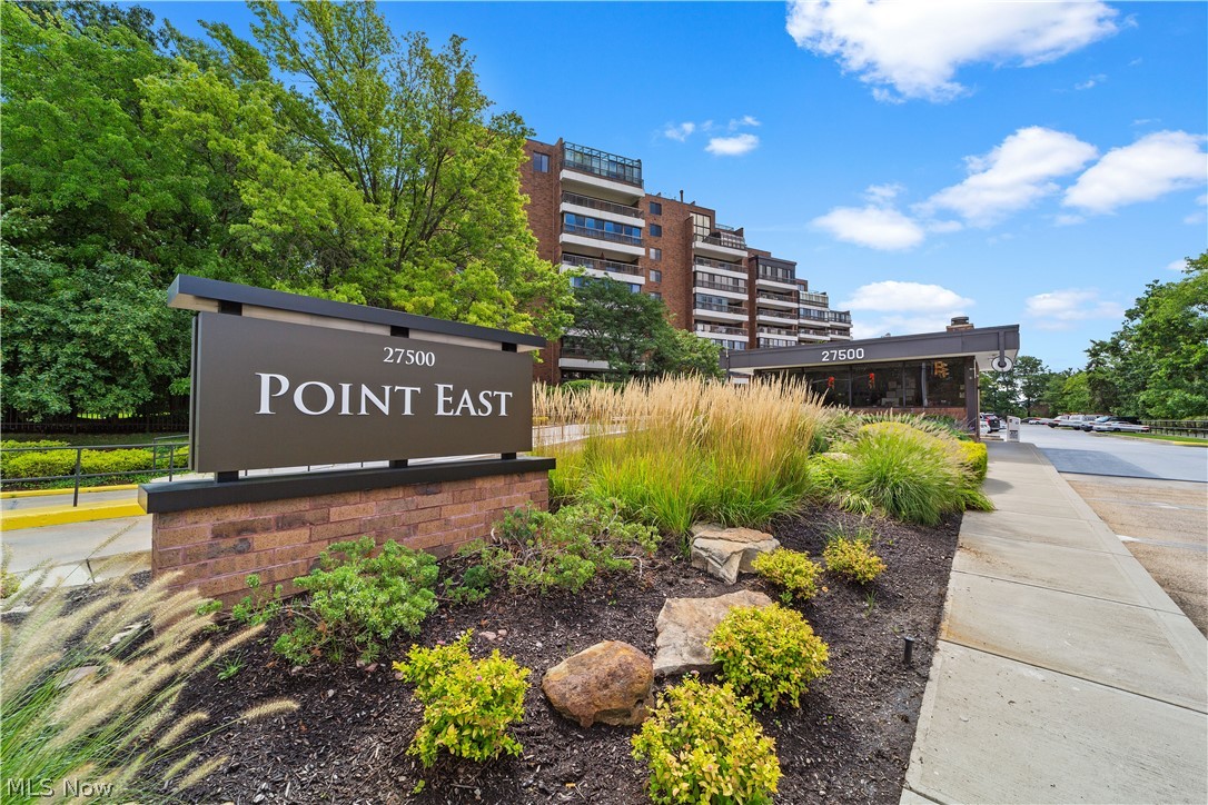 Welcome to an exceptional opportunity at Point East- one of the most sought-after full-service buildings on the east side of Cleveland. This beautifully maintained two-bedroom, two-bath condominium offers an inviting, light-filled layout with wonderful views from every window. The spacious floor plan features:
A huge eat-in kitchen with abundant cabinetry and room to gather
An open, airy living and dining area perfect for entertaining
Two generously sized bedrooms, including a comfortable primary suite
Two full bathrooms
Crisp, clean interiors that are truly move-in ready
Lovingly cared for by the same owner for over 30 years, this residence reflects pride of ownership throughout. It's immaculate, bright, and effortlessly comfortable. Point East is known for its premier full-service lifestyle, offering:
24-hour staffed security
Concierge service
Beautifully appointed common areas
Fitness center
Outdoor pool
Underground heated parking
The location is simply unbeatable, centrally situated near shopping, dining, medical facilities, and major highways, making everyday living seamless and convenient. If you've been searching for elegant, low-maintenance living in one of Beachwood's most prestigious buildings, this is as close to carefree living as it gets. It's not just a condo, it's a lifestyle.