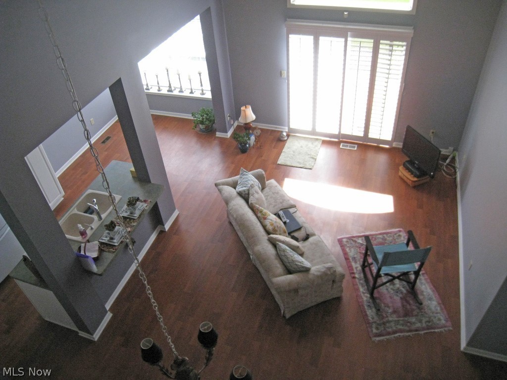 Regency Hlnds Condo 04 Amd - Residential Lease