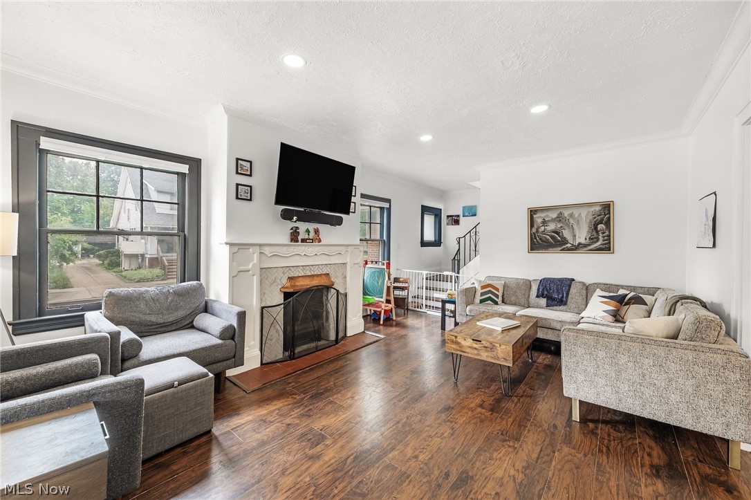 Forest Hill - Residential Income