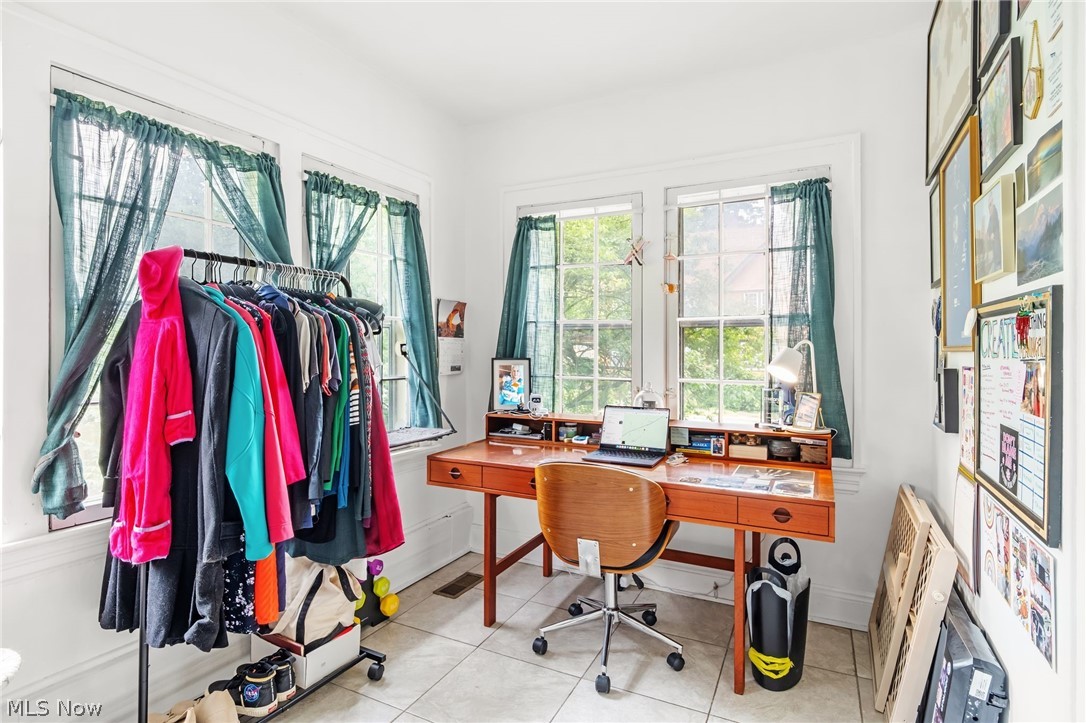 Forest Hill - Residential Income