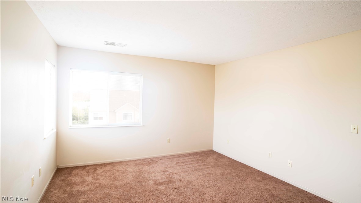 Brookledge Commons Condo - Residential Lease