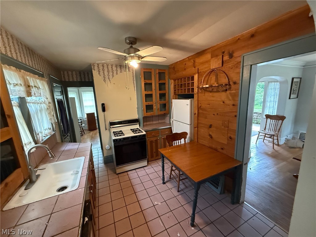 Wilfred H Collins Drive - Residential