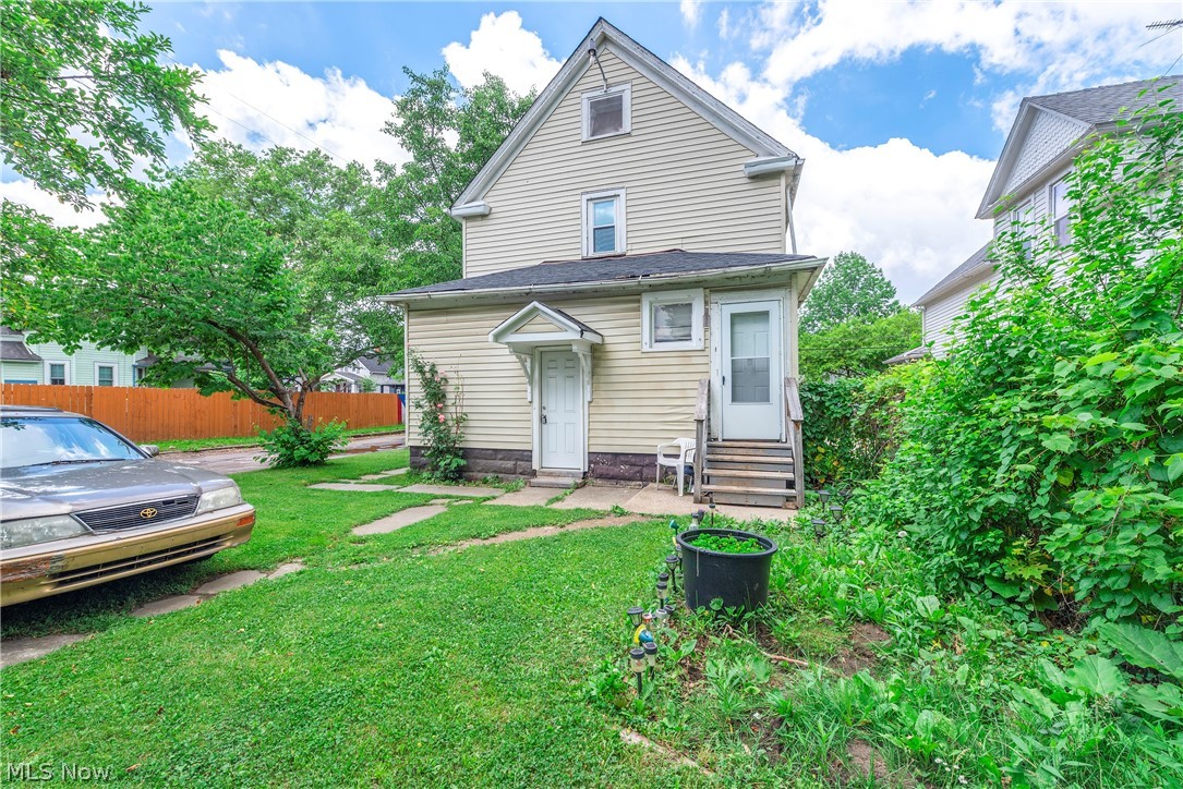 Hoyt - Residential Income