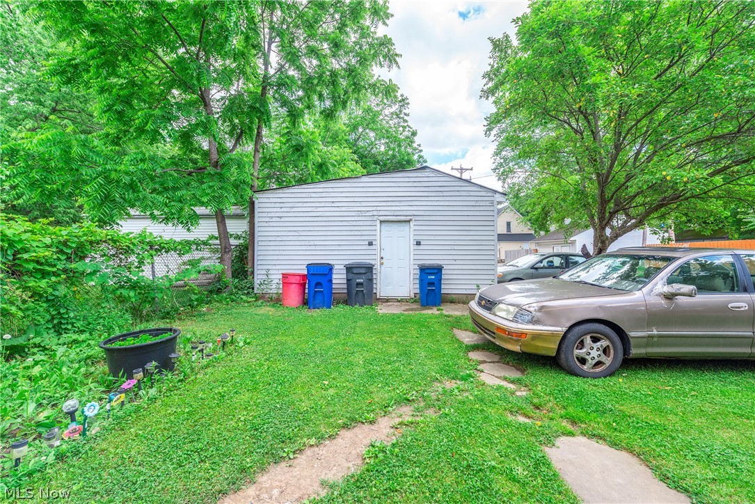 Hoyt - Residential Income