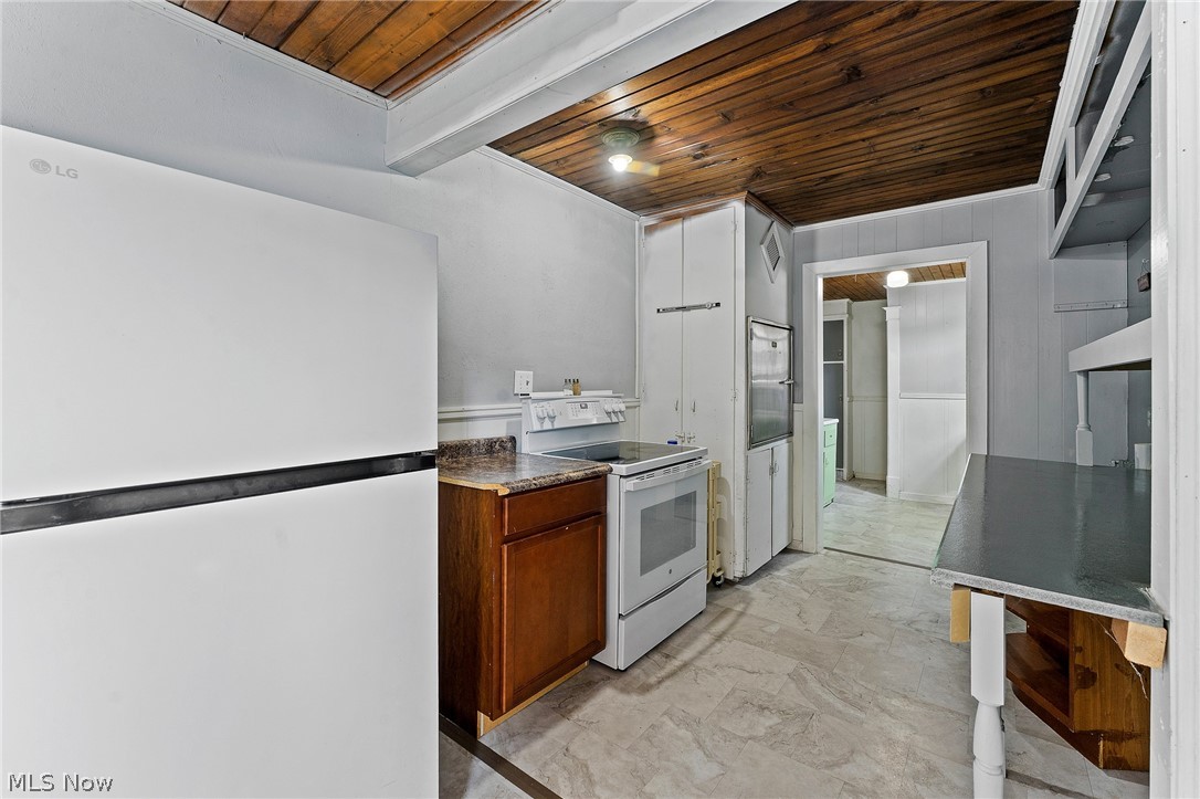 James T Arrels 02 - Residential